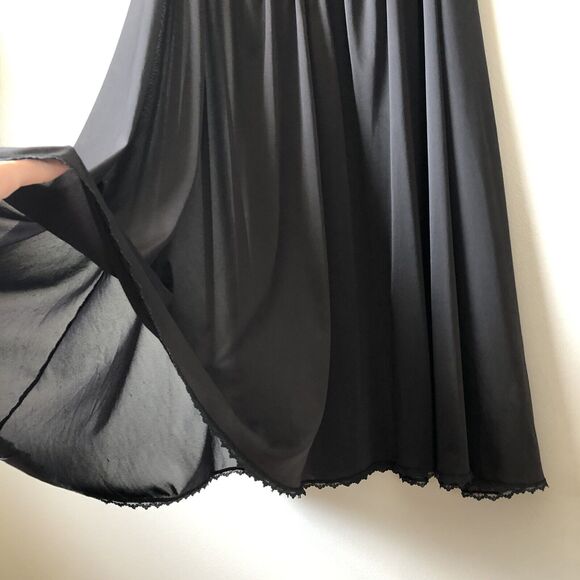 Vintage Miss Elaine Nightgown Large Lace Rosette Antron Nylon Union Made 1980s - Picture 7 of 12